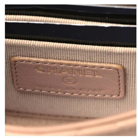 Chanel
Lambskin Quilted Mini Trendy CC Clutch With Chain - Picture 6 of 16